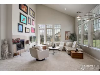 Photo #2: 991327 Listing