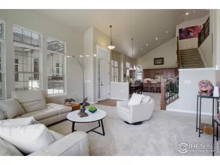 Photo #4: 991327 Listing