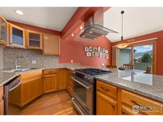 Photo #2: 991339 Listing