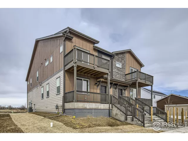 MLS: 991400 Condo For Sale