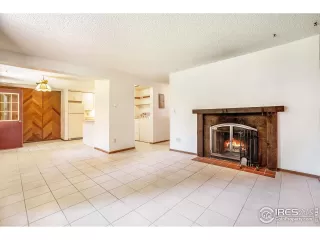 Photo #4: 991425 Listing