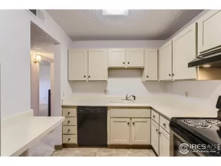 Photo #2: 991453 Listing 