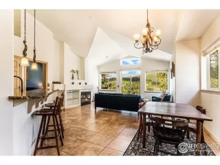 Photo #2: 991467 Listing