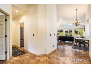 Photo #3: 991467 Listing