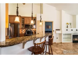 Photo #4: 991467 Listing