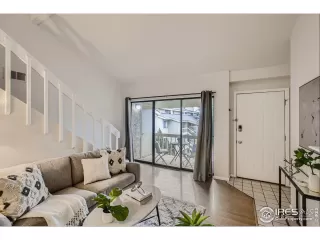 Photo #3: 991520 Listing