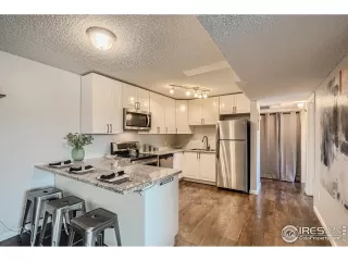 Photo #5: 991534 Listing 