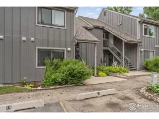 Photo #1: 991557 Listing