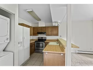 Photo #3: 991557 Listing