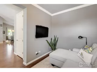 Photo #6: 991597 Listing