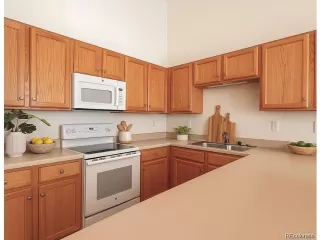 Photo #5: 9916049 Listing 