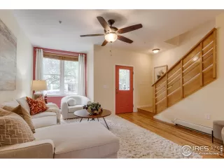 Photo #6: 991628 Listing 