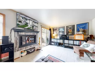 Photo #6: 991653 Listing