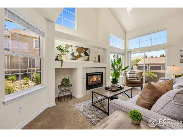 MLS: 991659 Condo For Sale