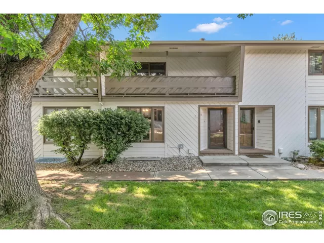 MLS: 991686 Condo For Sale