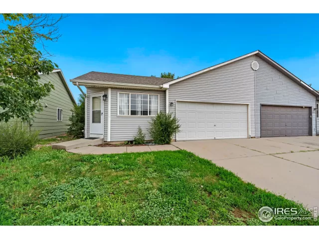 MLS: 991780 Condo For Sale