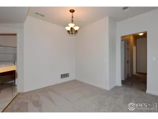 Photo #4: 991823 Listing