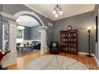 Photo #6: 991839 Listing 