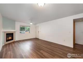 Photo #5: 991846 Listing