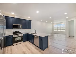 Photo #2: 991872 Listing 