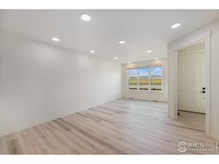 Photo #4: 991872 Listing 