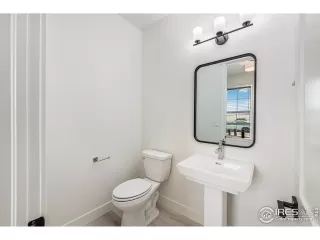 Photo #5: 991872 Listing 