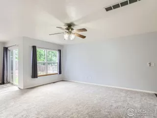 Photo #5: 991902 Listing 