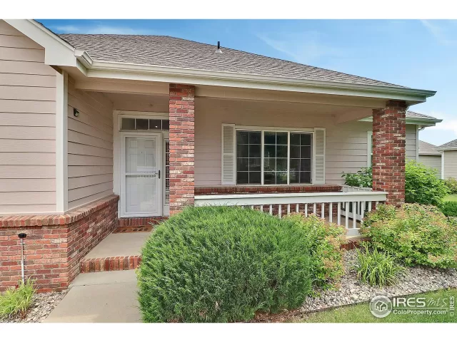 MLS: 991949 Condo For Sale