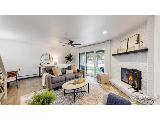 MLS: 992067 Condo For Sale