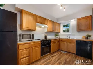 Photo #4: 992131 Listing