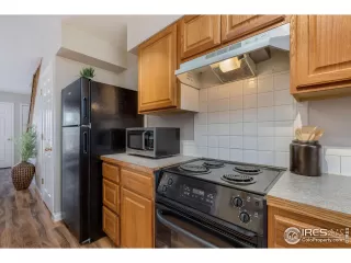 Photo #5: 992131 Listing