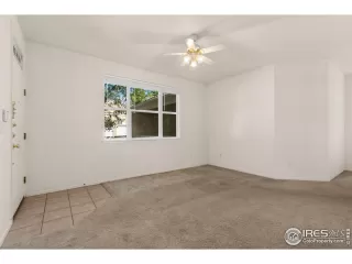 Photo #6: 992148 Listing