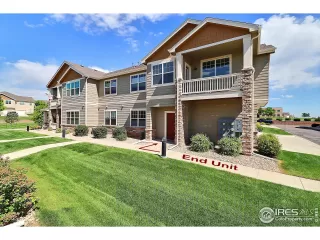 Photo #4: 992168 Listing