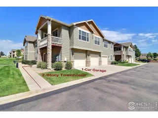 Photo #6: 992168 Listing