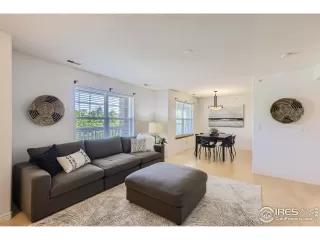 Photo #1: 992189 Listing