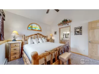 Photo #3: 992216 Listing