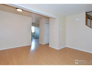 Photo #6: 992248 Listing 