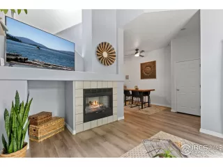 Photo #4: 992251 Listing