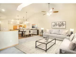 Photo #4: 992268 Listing