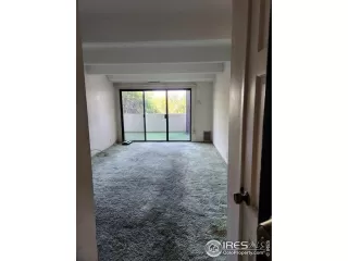 Photo #2: 992287 Listing