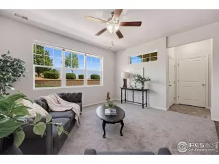 Photo #3: 992309 Listing