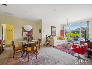 Photo #4: 992314 Listing