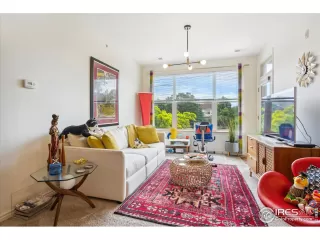 Photo #5: 992314 Listing