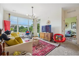 Photo #6: 992314 Listing