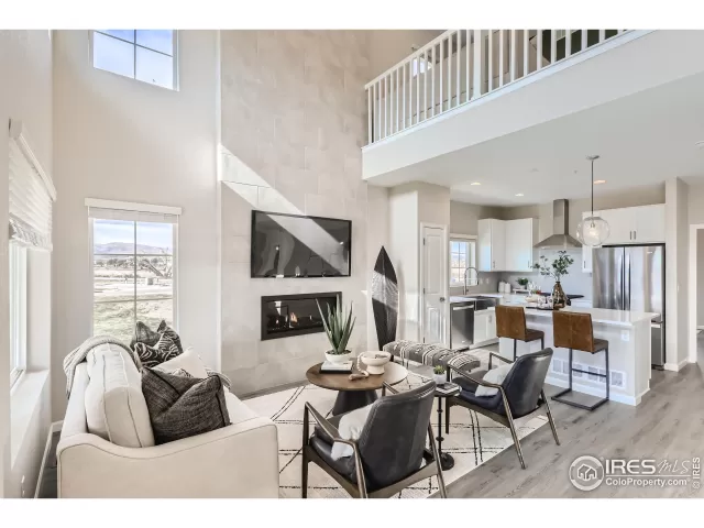 MLS: 992339 Condo For Sale