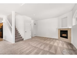 Photo #6: 992360 Listing