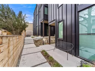 Photo #3: 992378 Listing