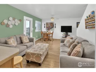 Photo #3: 992400 Listing 