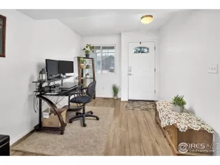 Photo #4: 992400 Listing 