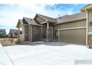 Photo #3: 992466 Listing